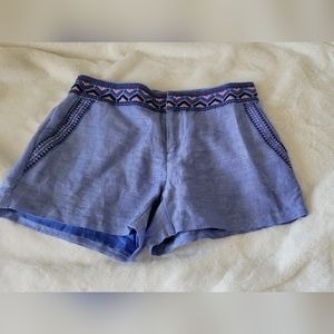 Vineyard Vines size 4 linen & cotton shorts. Embroidered like new + FREE top!